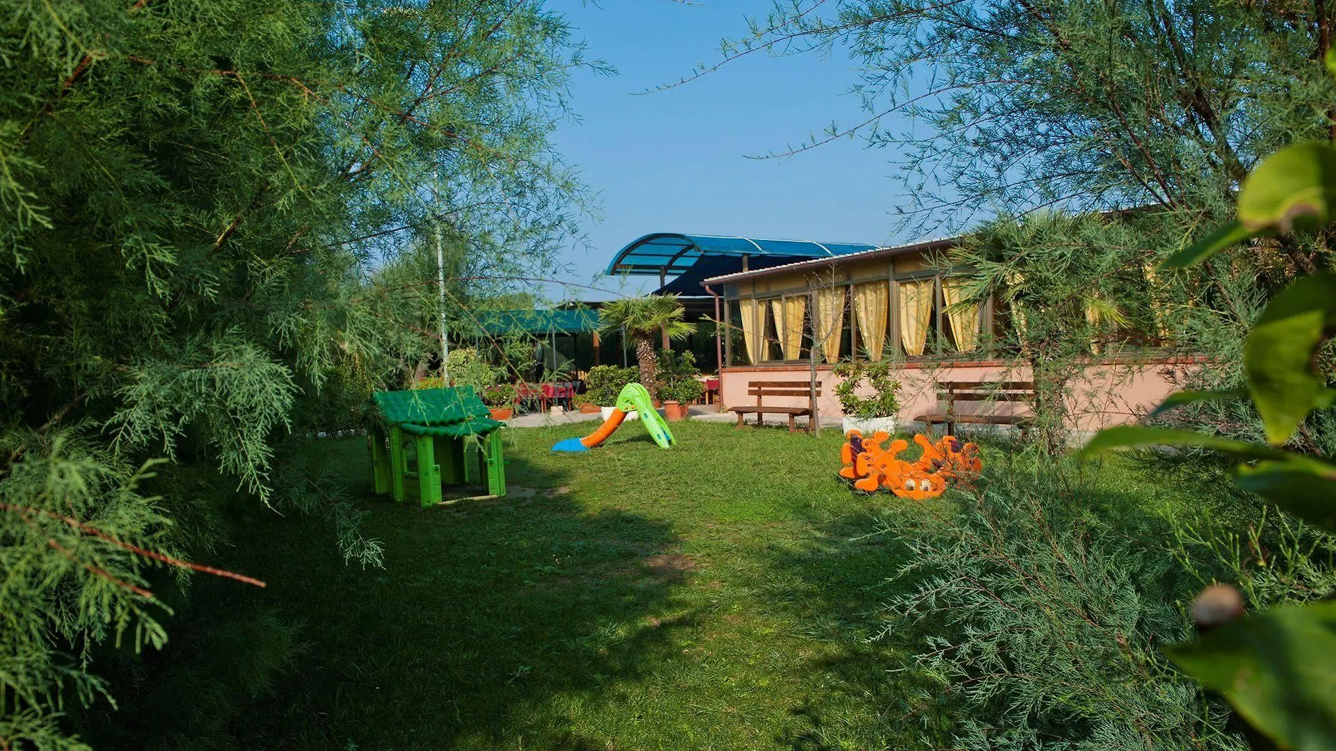 New Camping Le Tamerici Cecina  3*, Cecina (Livorno) Italië